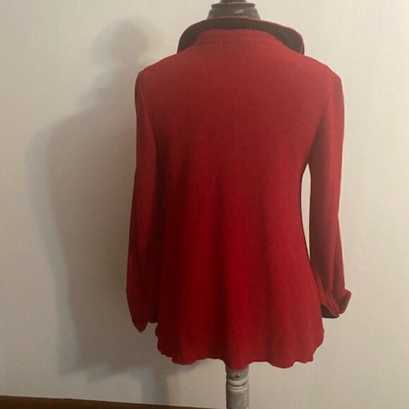 Design Today's Red/Black light weight jacket with flower, size S - Picture 2 of 3